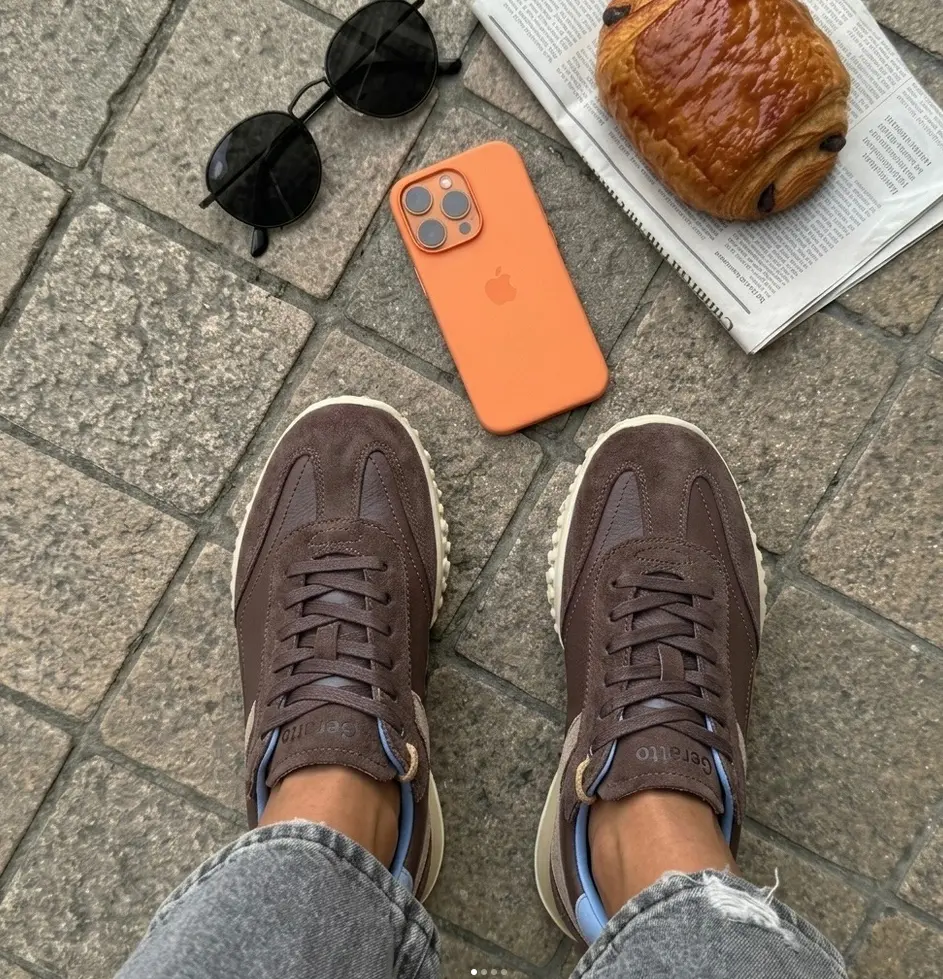 Tenis Geratto café para un día de planes